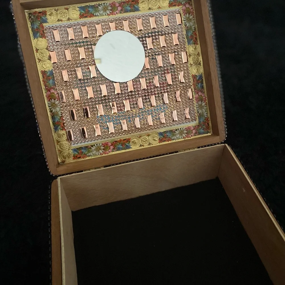 Rose Gold and Black Dress Box Purse with Black Handle, Mirror Inside - Picture 9 of 15
